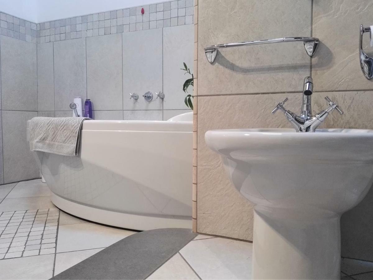 Casa Giulia Apartment ปาล์มเดดเซิร์ท ภายนอก รูปภาพ